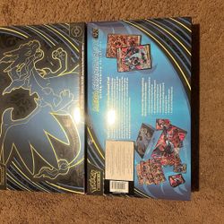 Pokémon Mega Charizard X Ultra Premium Collection