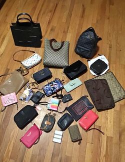 24 pcs for 200 Execellet condition
