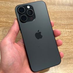 iPhone 15 Pro Max Unlocked - 256GB - Black - 12-Month Warranty - No Credit Needed - 20% Down!