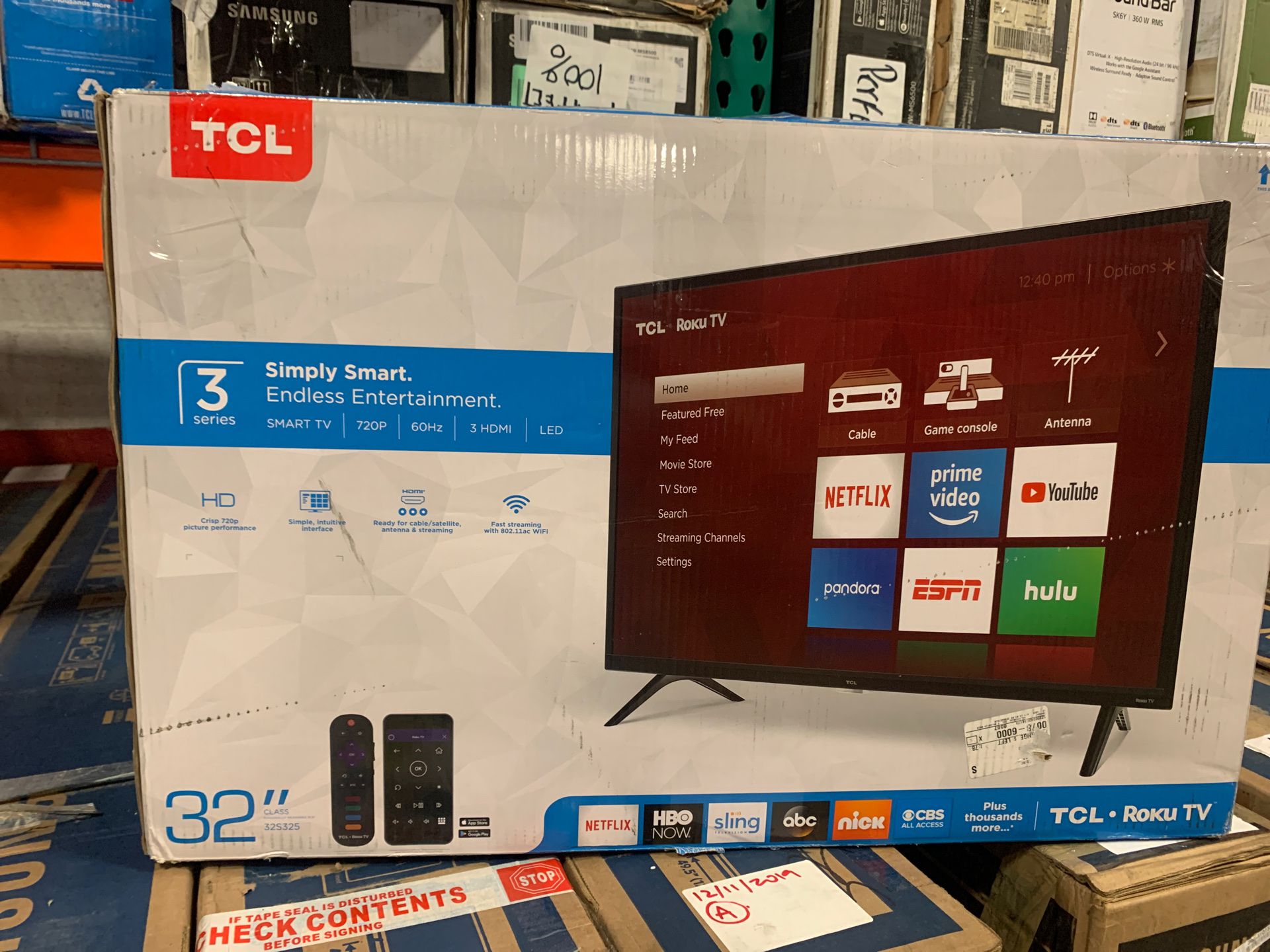 TCL 32” Tv SMART ROKU 32S325 open box like new