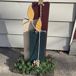 Amish wood Christmas decorations