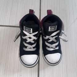 Converse size 10 