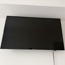 Samsung 43" NU6900 4K UHD Smart TV – Excellent Working Condition