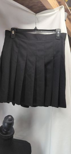 Black skirt