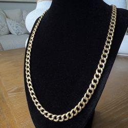14k Gold Chain. 34.22g 24” 8mm