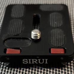 Camera Quick-Release Plate 📷