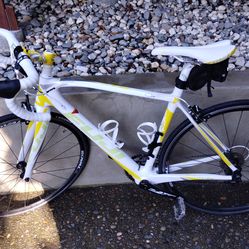 Fuji Oval Road Bike Small 52cm