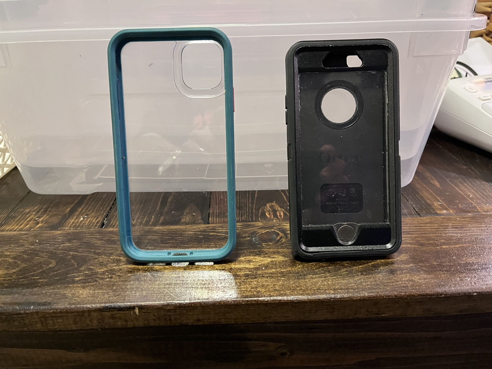 iPhone Otter box Cases