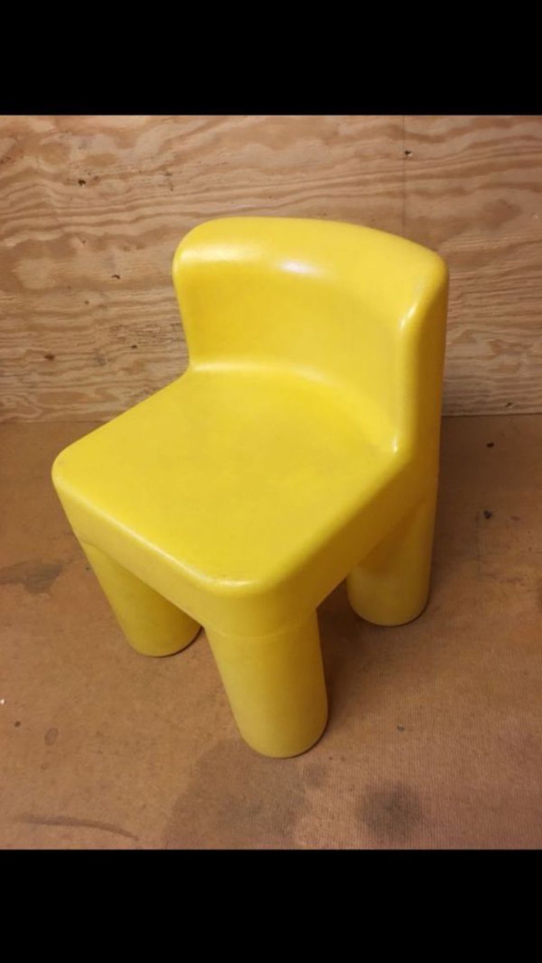 Kids chair