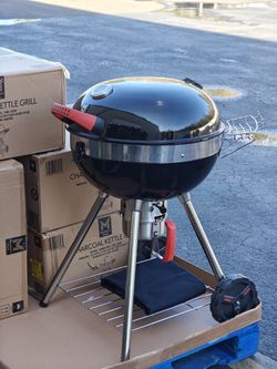22.5 Inch Charcoal Kettle Grill