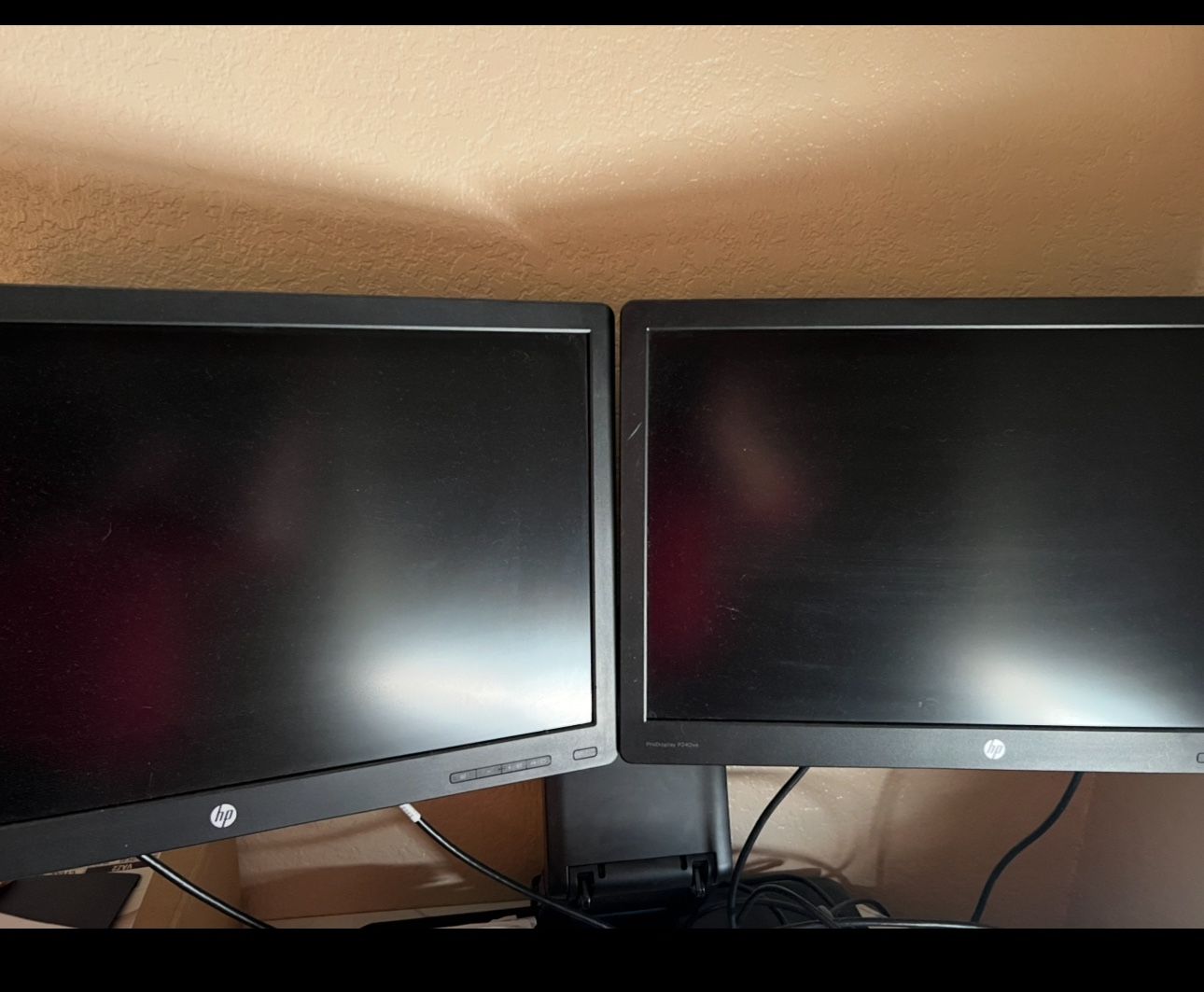 HP Monitors