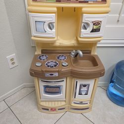 Step 2 Small Kitchen