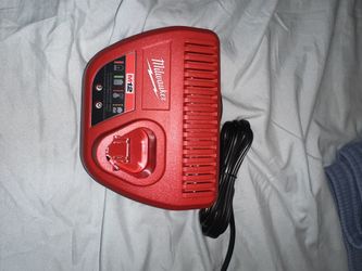 Milwaukee 12v Charger