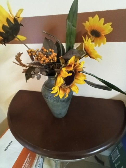 Metal Vase (Flower Is Free)