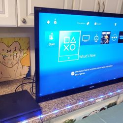 PS4 + SONY BRAVIA "46 LCD/LED Monitor/Screen With Wifi & 3D Capability 