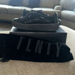 USED Fenty Black Creeper’s