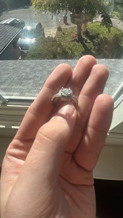 1.0 Ct Moissanite Ring ($250 Retail)