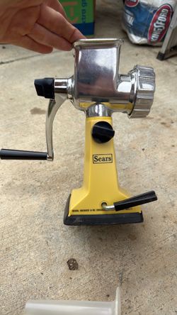 Meat grinder