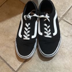 Shoes . Black and white vans size 7 Women size 5 Men