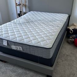 Full Mattress set, Box spring And Frame 