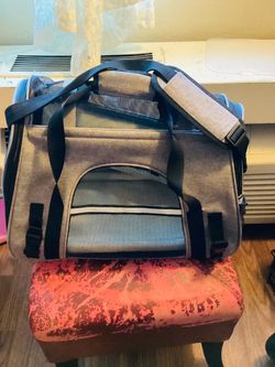 Soft-Sided Pet Carrier Bag with Shoulder Strap