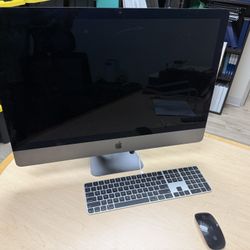 iMac Pro 2017 8-Core 32GB; monitor, keyboard and mouse 