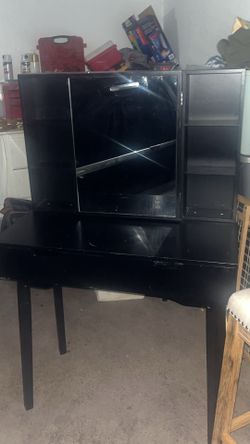 Black Make up vanity