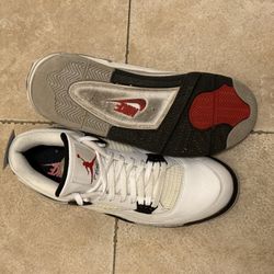 Men’s Air Jordan 4 OG Retro White Cement Size 12 PreOwned 