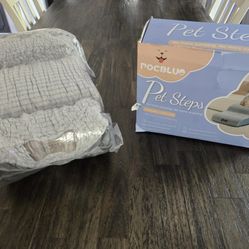 Brand New 3 Tier Wide Pet Stairs 