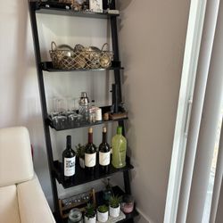 Ladder Shelf 