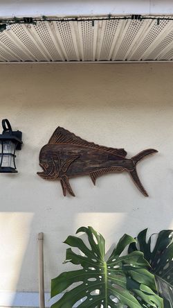 Wooden mahi wall art