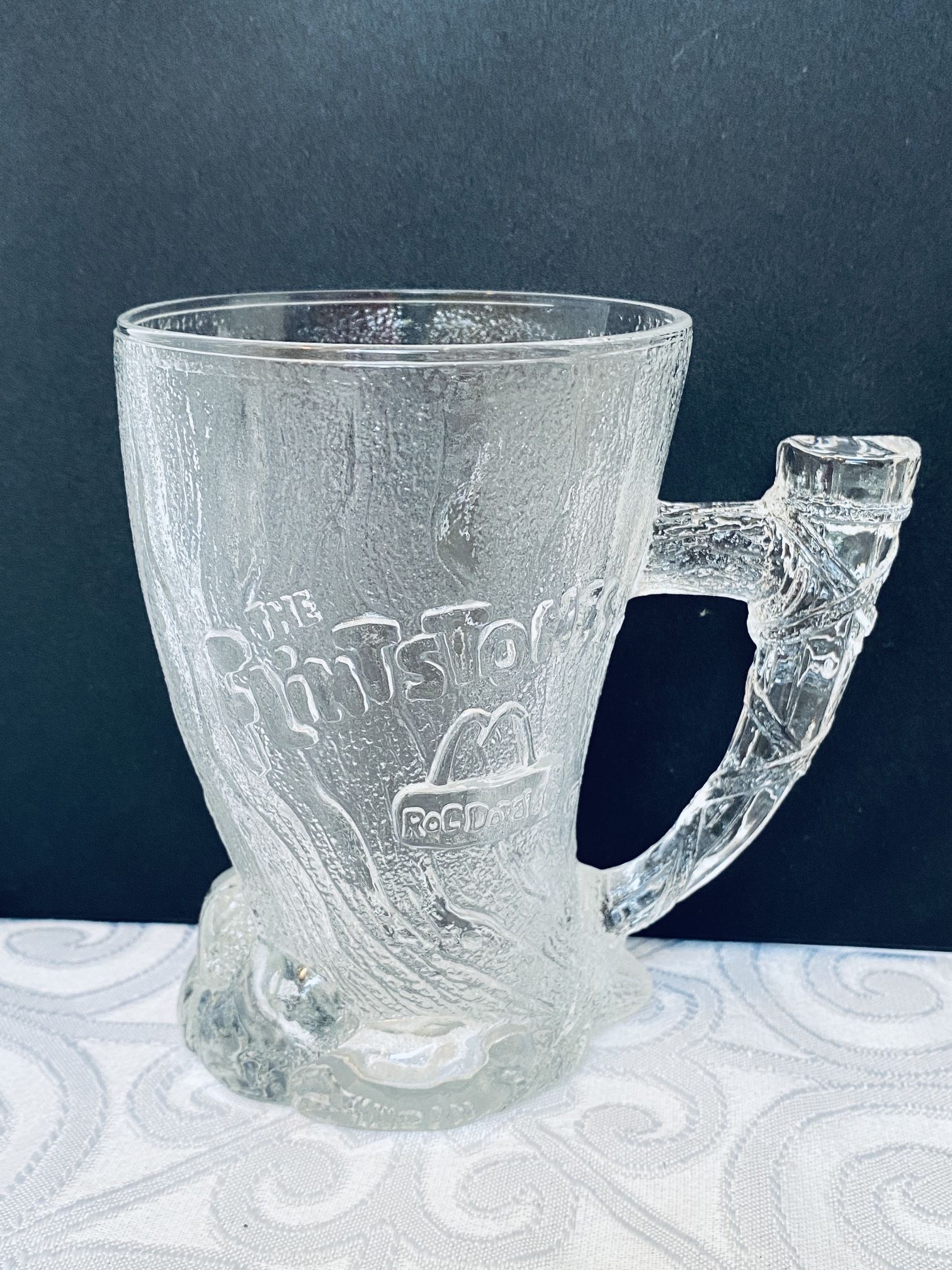 1993 McDonald's RocDonald's Flintstones 3-D Glass Mammoth Mug "Bone" Handle EUC