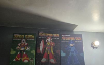 Mega Man Grin Limited Edition Vinyl Figure Set of 3