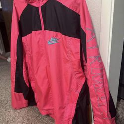 Women’s Nike Windbreaker 