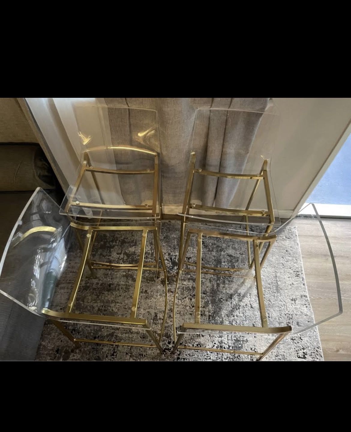 Crystal Acrylic & Gold Counter And Bar Stools