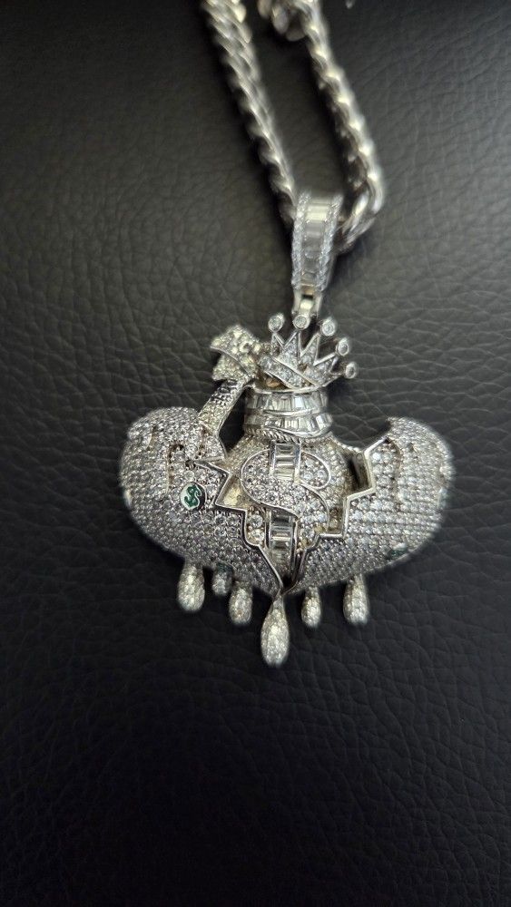 Pendant Only 🔥🔥passes All Diamond Testers