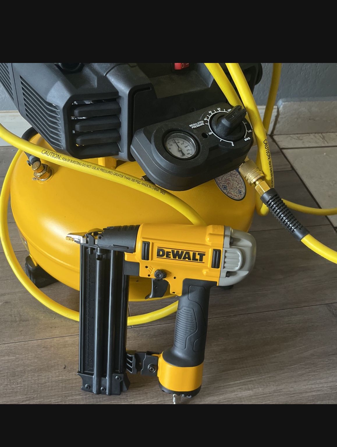 Dewalt Compressor 