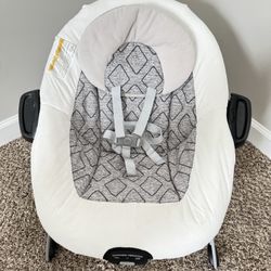 Graco Soothing Rocker