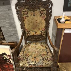 Rare 18th Century Hand Carved Chair English Need Refurbishing Of Fabric A Very rare Find