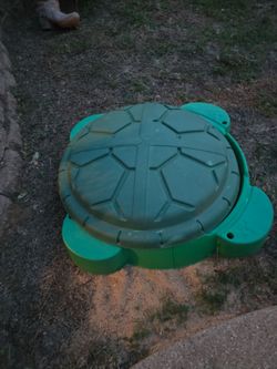 Small sandbox