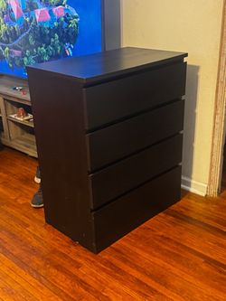 Black 4-Drawer Dresser – $150