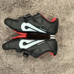 Peloton Cycling Shoes Like New
