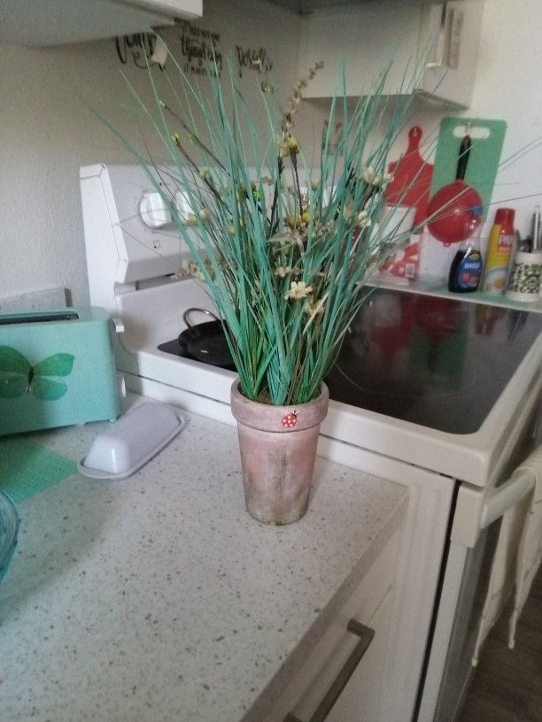 Wreath Floral Pens Vases