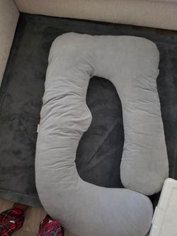 Pregnancy pillow
