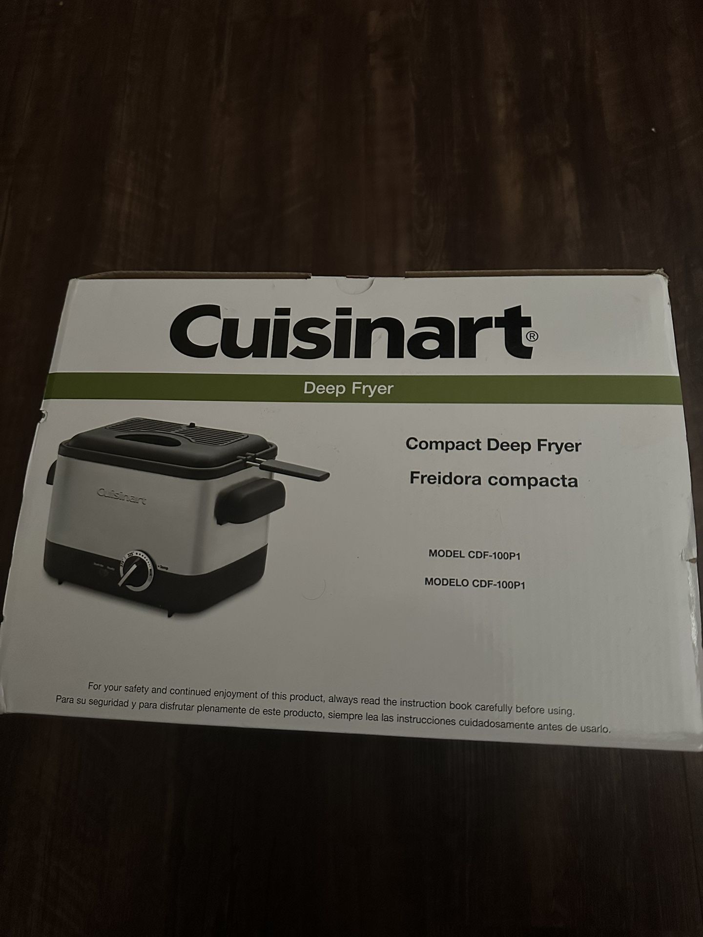 Cuisinart Compact Deep Fryer Brand New