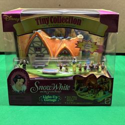 RARE Vintage Mattel SNOW WHITE & the Seven Dwarfs LIGHT-UP COTTAGE Polly Pocket