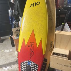 2 Surfboards