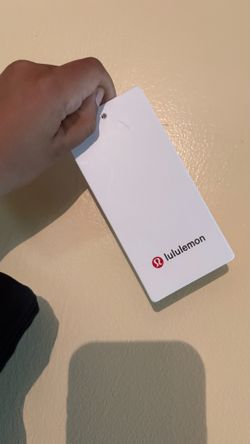 AUTHENTIC lululemon