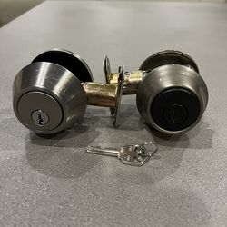 Kwikset Smart Key deadbolt door lock