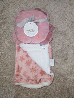 🎀 Baby Girl Neck Pillow & Throw Gift Set – New